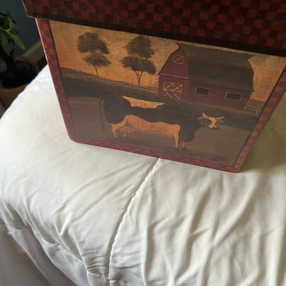 Farmhouse nesting boxes
